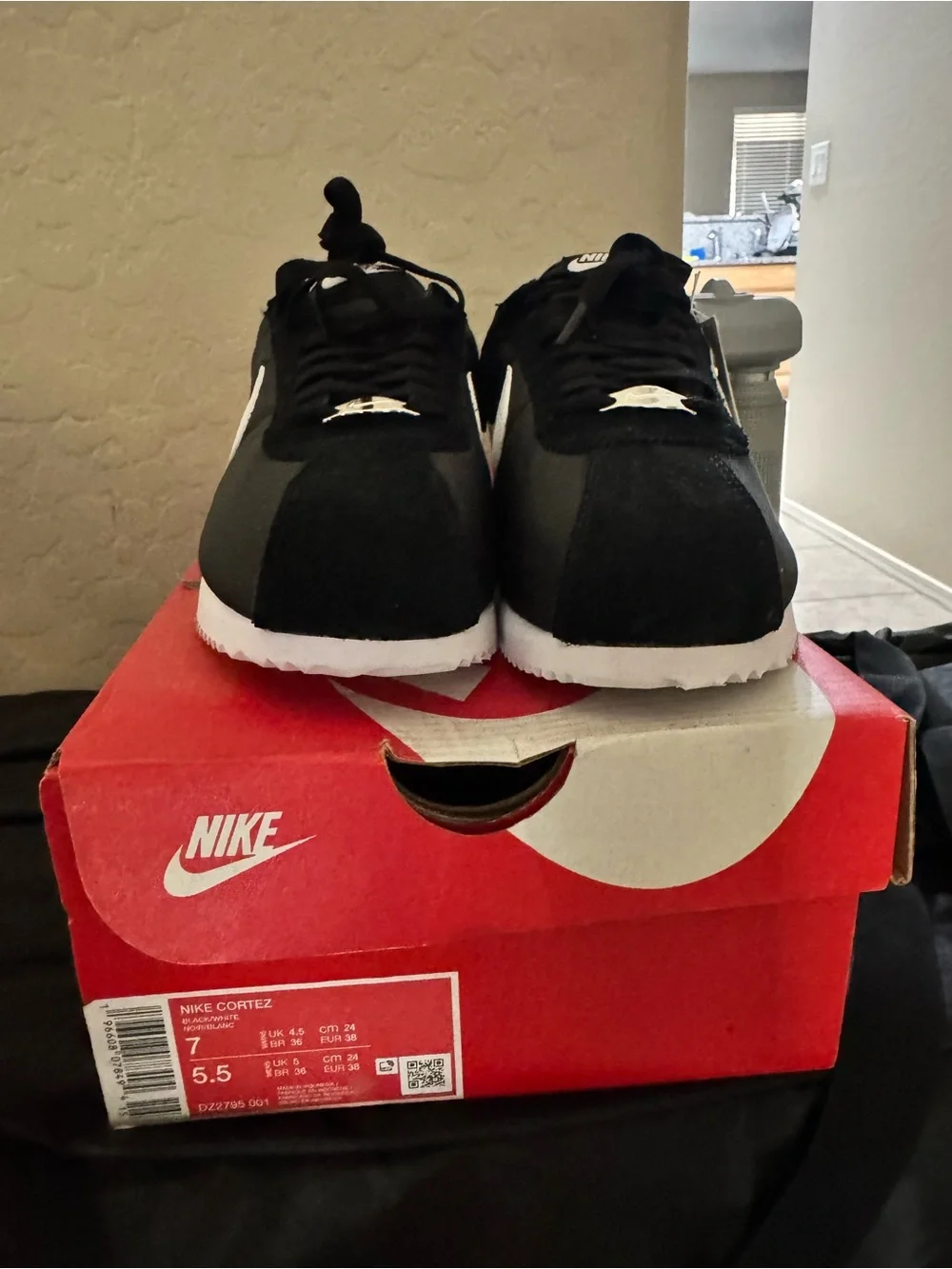 Nike Women’s Cortez – Black & White